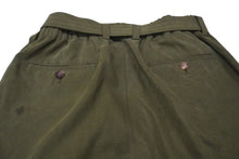 Load image into Gallery viewer, ISSEY MIYAKE MEN イッセイミヤケ メン パンツ カーキ オリーブ サイズ2 ME01FF114 美品 中古 25376