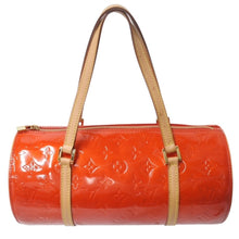 Load image into Gallery viewer, LOUIS VUITTON ルイヴィトン ドラムバッグ ベッドフォード M91986 エナメル ヌメ革 レッド ゴールド金具 美品 中古 4b002546