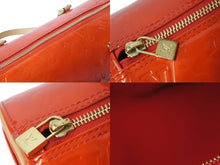 Load image into Gallery viewer, LOUIS VUITTON ルイヴィトン ドラムバッグ ベッドフォード M91986 エナメル ヌメ革 レッド ゴールド金具 美品 中古 4b002546