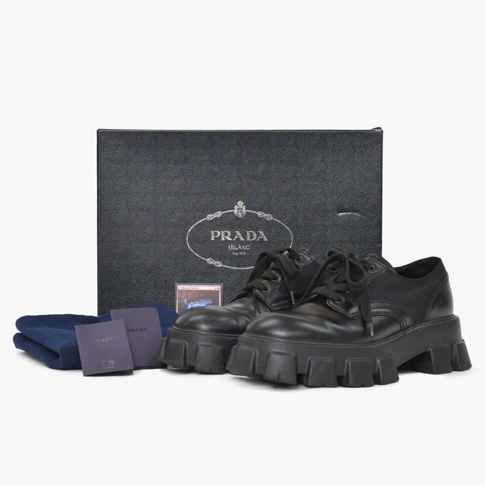 極美品 PRADA プラダ モノリス レースアップ ドロイスレザーナイロン CALZATURE UOMO レザー 2EE342 9サイズ メンズシューズ ブラック NERO 中古 4a002565