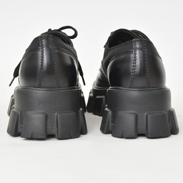 極美品 PRADA プラダ モノリス レースアップ ドロイスレザーナイロン CALZATURE UOMO レザー 2EE342 9サイズ メンズシューズ ブラック NERO 中古 4a002565