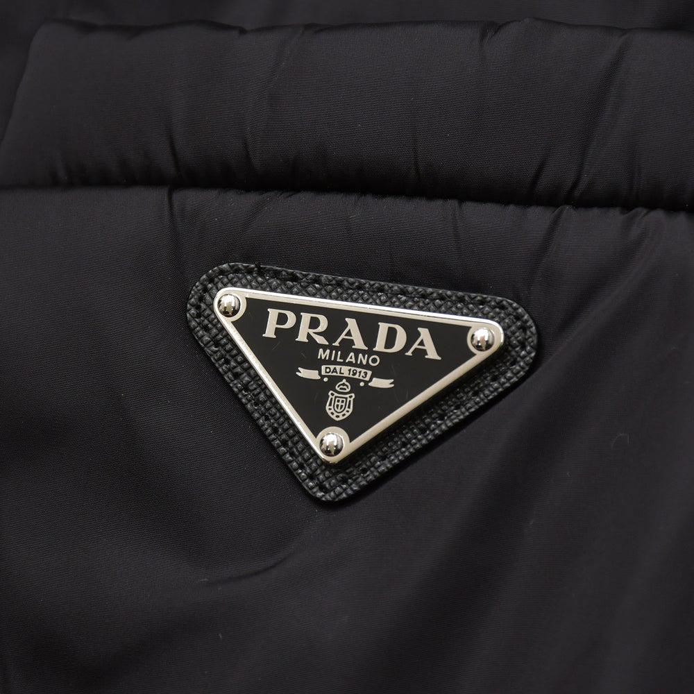 Very Good Condition PRADA Re-Nylon Down Raincoat 291960 Size 36 Triangle Logo Plate Black Used 4a002655