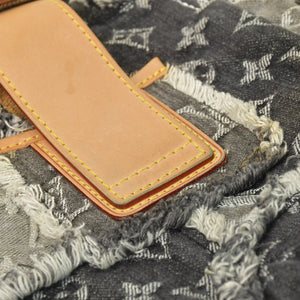極美品 LOUIS VUITTON ルイヴィトン モノグラムデニム パッチワーク ポスティ メッセンジャーバッグ M95375 グレー 中古 4a002881