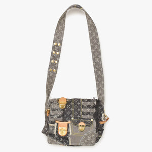 極美品 LOUIS VUITTON ルイヴィトン モノグラムデニム パッチワーク ポスティ メッセンジャーバッグ M95375 グレー 中古 4a002881