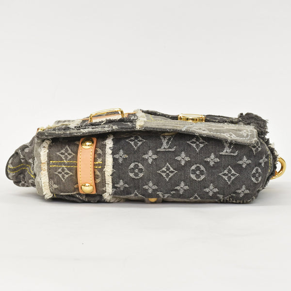 極美品 LOUIS VUITTON ルイヴィトン モノグラムデニム パッチワーク ポスティ メッセンジャーバッグ M95375 グレー 中古 4a002881