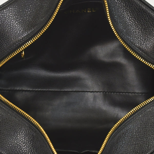 極美品 CHANEL シャネル コスメポーチ キャビアスキン ブラック ココマーク 2番台 クラッチバッグ ゴールド金具 中古 4a002951