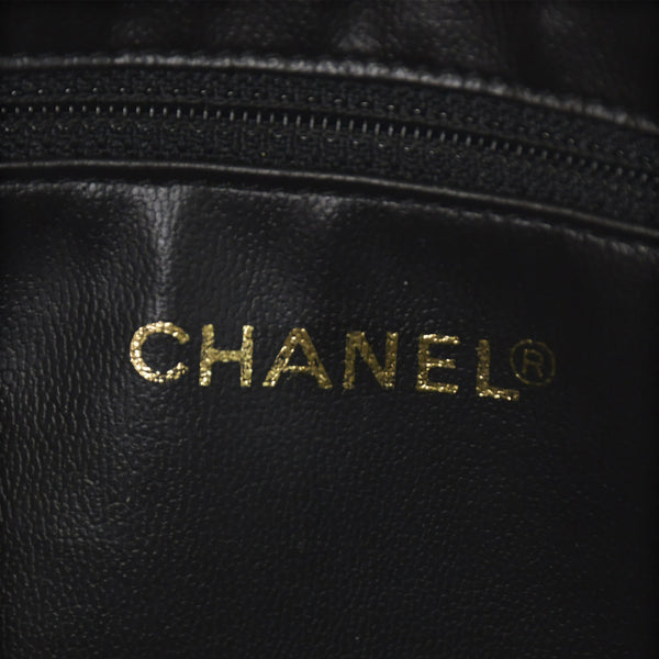 極美品 CHANEL シャネル コスメポーチ キャビアスキン ブラック ココマーク 2番台 クラッチバッグ ゴールド金具 中古 4a002951