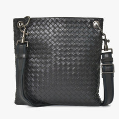 極美品 BOTTEGA VENETA ボッテガヴェネタ ショルダーバッグ イントレチャート 172736 V465C 1000 ブラック レザー 中古 4a003189