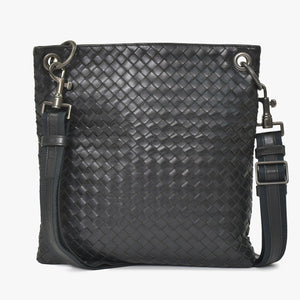極美品 BOTTEGA VENETA ボッテガヴェネタ ショルダーバッグ イントレチャート 172736 V465C 1000 ブラック レザー 中古 4a003189