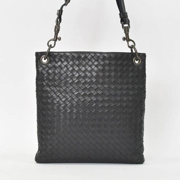極美品 BOTTEGA VENETA ボッテガヴェネタ ショルダーバッグ イントレチャート 172736 V465C 1000 ブラック レザー 中古 4a003189