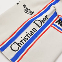 画像をギャラリービューアに読み込む, 極美品 Christian Dior クリスチャンディオール NewLook-1947 ショートスリーブ ニットシャツ 244S65AM540 ハーフジップ 34サイズ ホワイト ブルー レッド ナンバリング 中古 4a003192