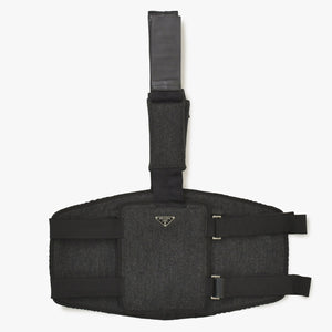 極美品 PRADA プラダ ボディバッグ ハーネスバッグ トライアングルロゴ グレー ブラック シルバー金具 中古 4a003315