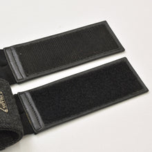 Load image into Gallery viewer, 極美品 PRADA プラダ ボディバッグ ハーネスバッグ トライアングルロゴ グレー ブラック シルバー金具 中古 4a003315
