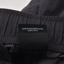 Load image into Gallery viewer, 極美品 OAKLEY オークリー アウトドアウェア new retro wind pants 3.0 ピステ ブラック ナイロン 中古 4a003316