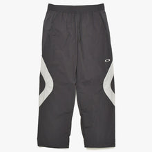 Load image into Gallery viewer, 極美品 OAKLEY オークリー アウトドアウェア new retro wind pants 3.0 ピステ ブラック ナイロン 中古 4a003316