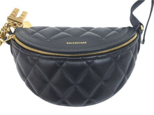 Load image into Gallery viewer, balenciaga バレンシアガ ショルダーバッグ ポーチ ブラック ポケット black gold ゴールド ウェストポーチ 中古 36889