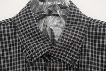 Load image into Gallery viewer, BALENCIAGA バレンシアガ shirts 2019 ストライプシャツ デムナヴァザリア 美品 37451 正規品