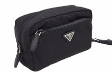 Load image into Gallery viewer, PRADA プラダ ナイロン ポーチ ミニ ナイロン 1NE393 三角ロゴ ブラック シルバー レディース 美品 38528