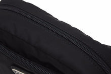 Load image into Gallery viewer, PRADA プラダ ナイロン ポーチ ミニ ナイロン 1NE393 三角ロゴ ブラック シルバー レディース 美品 38528