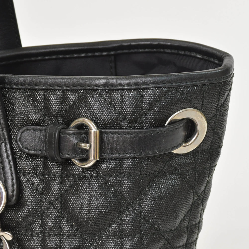 Christian Dior クリスチャンディオール パナレア カナージュ トートバッグ 01-RU-0190 キルティング加工 PVC レザー ブラック ゴールド金具 良品 中古 4a003887