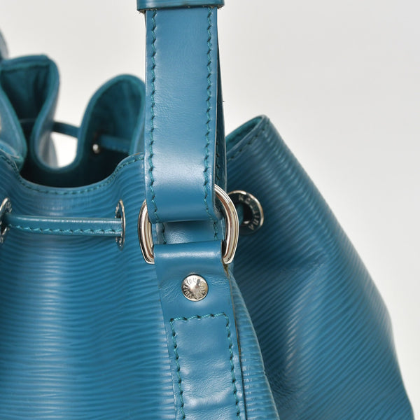 Very Good Condition LOUIS VUITTTON Noe BB Blue Turquoise Shoulder Bag M40846 Used 4a003930