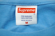 Load image into Gallery viewer, 極美品 Supreme × Roy DeCarava シュプリーム ロイ・デカラヴァ 22SS マルコムX 半袖Ｔシャツ ブルー サイズＭ 中古 39361