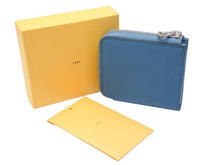 Load image into Gallery viewer, 未使用品 ITTI イッチ 二つ折り財布 CRISTY VERY COMPACT WLT .5 ブルー シルバー金具 中古 39506