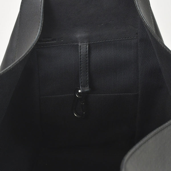 極美品 LOEWE ロエベ HAMMOCK ハンモック ハンドバッグ ブラック ショルダーバッグ シルバー金具 中古 4a003953