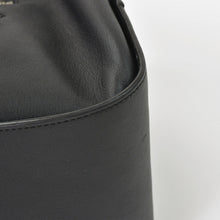 Load image into Gallery viewer, 極美品 LOEWE ロエベ HAMMOCK ハンモック ハンドバッグ ブラック ショルダーバッグ シルバー金具 中古 4a003953