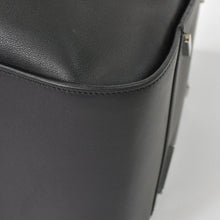 Load image into Gallery viewer, 極美品 LOEWE ロエベ HAMMOCK ハンモック ハンドバッグ ブラック ショルダーバッグ シルバー金具 中古 4a003953