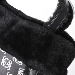 LOEWE ロエベ ハンドバッグ アナグラム ブラック ムートン レザー ブラック シルバー金具 美品 中古 4a000487