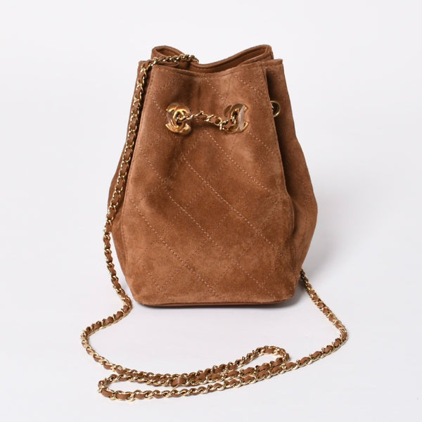 新品未使用 CHANEL シャネル マトラッセ ラムスキン マチュー コレクション チェーンショルダーバッグ ランダム番台 スエード 巾着 中古 4a008683