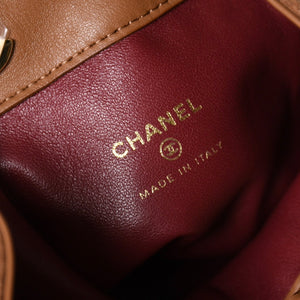新品未使用 CHANEL シャネル マトラッセ ラムスキン マチュー コレクション チェーンショルダーバッグ ランダム番台 スエード 巾着 中古 4a008683
