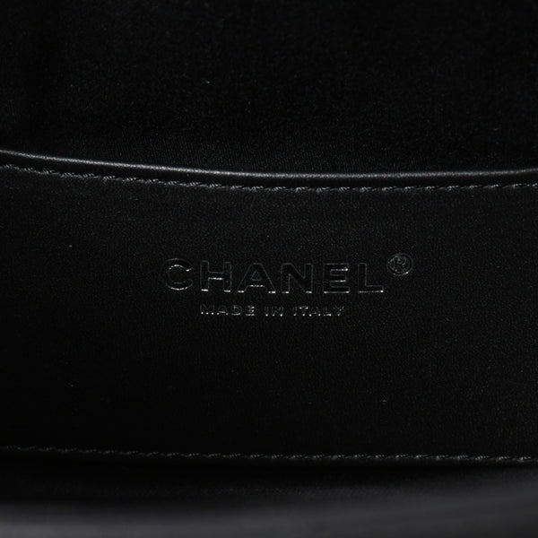 新品同様 CHANEL シャネル CHANEL 25 ミディアム チェーンワンショルダーバッグ AS5311 ココマーク グレインド カーフスキン ブラック 中古 4a008761