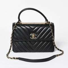 極美品 CHANEL シャネル シェブロン トップハンドル 2WAYバッグ 26番台 ココマーク ラムスキン ブラック ゴールド金具 中古 4a008639