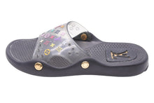 Load image into Gallery viewer, LOUIS VUITTON ルイ・ヴィトン ビーチサンダル ラバー モノグラム マルチカラー ブラック ゴールド金具 美品 中古 17386