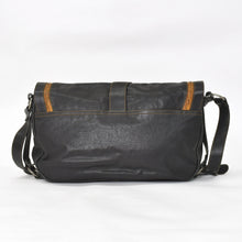 Load image into Gallery viewer, 極美品 Christian Dior クリスチャンディオール ガウチョ ダブルサドルバッグ 07-MA-0066 カーフレザー ブラック ガリアーノ期 中古 4a004252