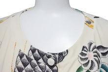 Load image into Gallery viewer, CHANEL シャネル 半袖シャツ 96P 総柄 クロップド ショート丈 ココマーク ロゴ トップス 中古 43032