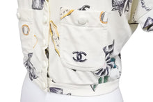 Load image into Gallery viewer, CHANEL シャネル 半袖シャツ 96P 総柄 クロップド ショート丈 ココマーク ロゴ トップス 中古 43032
