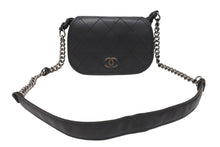Load image into Gallery viewer, 極美品 CHANEL シャネル ワイルドステッチ チェーンショルダーバッグ 18番台 レザー ブラック アンティークシルバー金具 中古 4b004333
