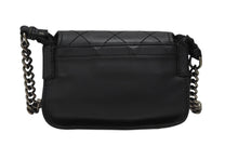 Load image into Gallery viewer, 極美品 CHANEL シャネル ワイルドステッチ チェーンショルダーバッグ 18番台 レザー ブラック アンティークシルバー金具 中古 4b004333