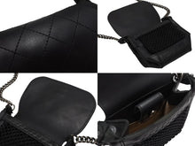Load image into Gallery viewer, 極美品 CHANEL シャネル ワイルドステッチ チェーンショルダーバッグ 18番台 レザー ブラック アンティークシルバー金具 中古 4b004333