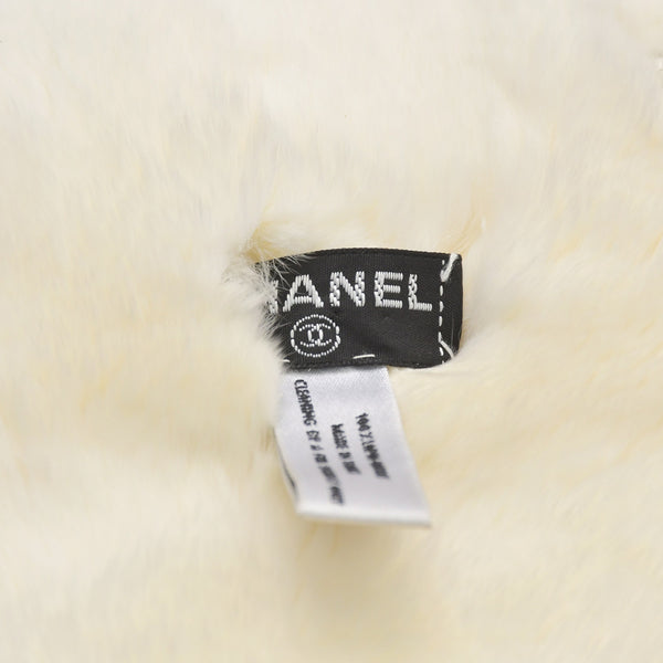 Very good condition CHANEL Chanel Dekacoco Mark Lapin Neck Warmer Muffler Lapin White Black Used 4a004360