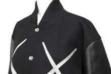 画像をギャラリービューアに読み込む, A BATHING APE アベイシングエイプ BAPE ×KAWS カウズ スタジャン 歯型 バーシティジャケット ブラック S メンズ 美品 中古 44707