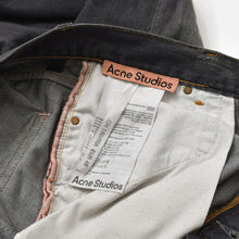 Load image into Gallery viewer, Acne Studios アクネ ストゥディオズ 2023M スーパーバギージーンズ B00396 サイズ46 フェードブラック ヴィンテージ加工 美品 中古 4a004535