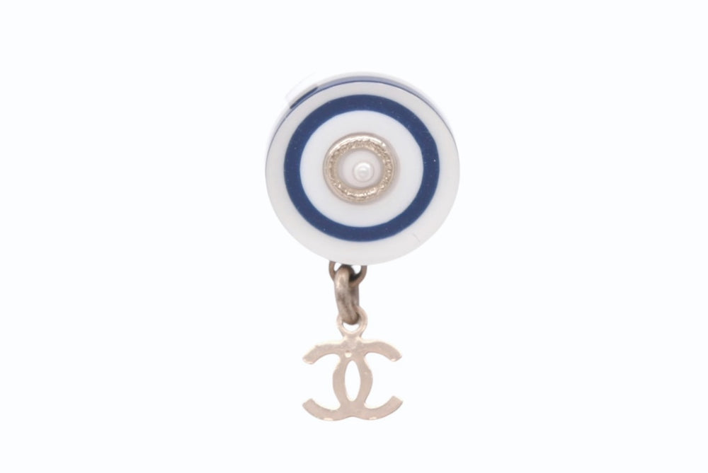 CHANEL シャネル ココマーク ピアス 重量約3g 05A刻印 ココマーク パール レジン メタル GP 両耳用 美品 中古 45483