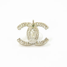 Load image into Gallery viewer, 極美品 CHANEL シャネル ピアス ココマーク 両耳 アクセサリー 02P刻印 4.4g シルバー ラインストーン メタル 中古 4b009603