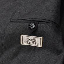Load image into Gallery viewer, 極美品 HERMES エルメス セットアップスーツ S19802Z ジャケット スラックスパンツ グレー 50サイズ シングルブレスト イタリア製 中古 4a004697