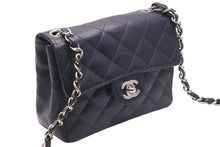 画像をギャラリービューアに読み込む, 極美品 CHANEL シャネル ミニマトラッセ ネイビー キャビアスキン 9番台 ラムスキン ショルダーバッグ 中古 47128