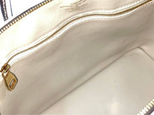 Load image into Gallery viewer, 極美品 LOUIS VUITTON ルイヴィトン 11FW-12FW シャイニーモノグラム ロックイット M40597 中古 47213